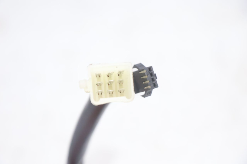 photo de SPEEDOMETER JM MOTORS R-MAX TECH 50 (2024 - 2026) - Surface and material condition