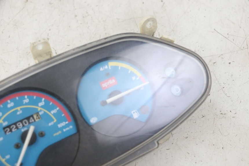 photo de SPEEDOMETER APRILIA RALLY AC 50 (1995 - 2004) - Alternative perspective