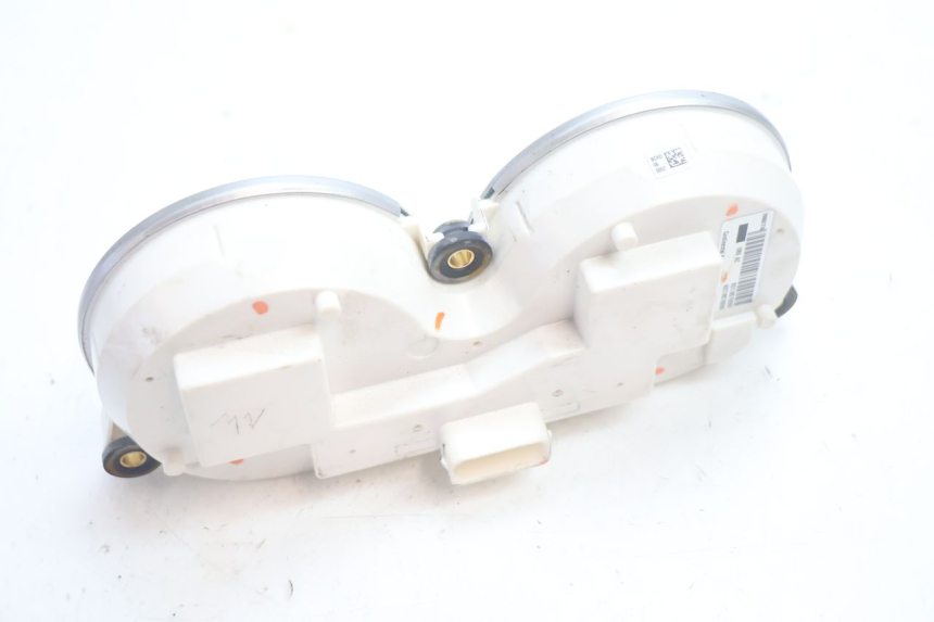photo de SPEEDOMETER HARLEY DAVIDSON ROAD GLIDE FLTRXSE 1920 (2018 - 2022) - Fixing points details