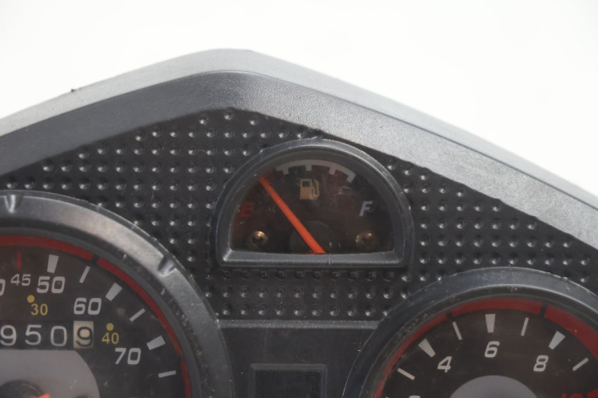 photo de SPEEDOMETER YAMASAKI ROADSTER 50 (2013 - 2018) - Zoom on usage condition