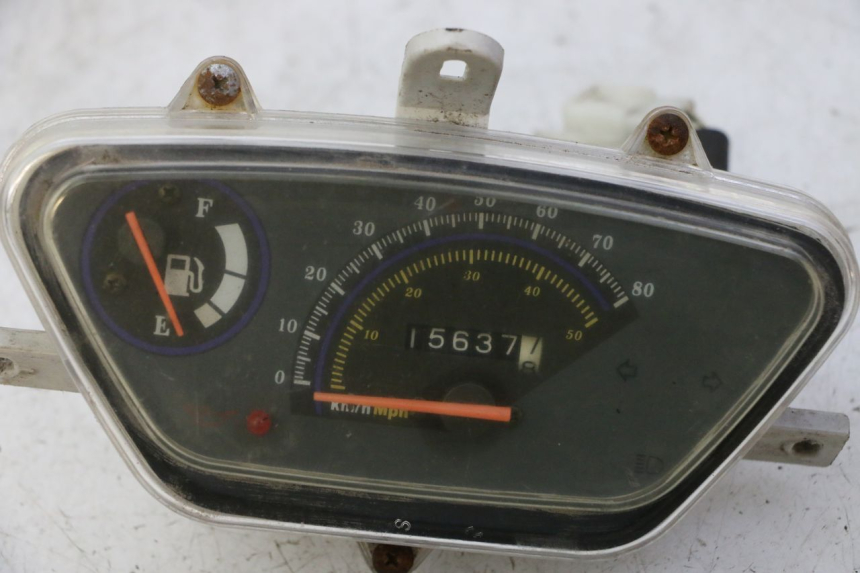 photo de SPEEDOMETER TNT MOTOR ROMA 10' 2T 50 (2011 - 2018) - High-resolution close-up