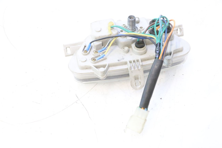 photo de SPEEDOMETER TNT MOTOR ROMA 10' 2T 50 (2011 - 2018) - Alternative perspective