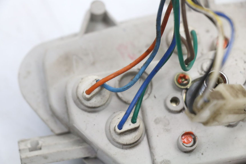 photo de SPEEDOMETER TNT MOTOR ROMA 10' 4T 50 (2007 - 2018) - Fixing points details