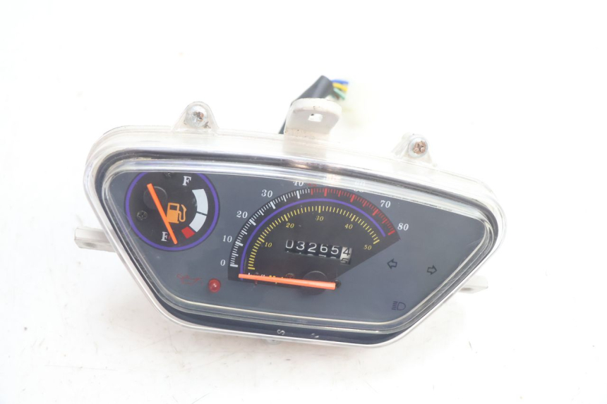 photo de SPEEDOMETER TNT MOTOR ROMA 12' 2T 50 (2007 - 2018) - Technical close-up