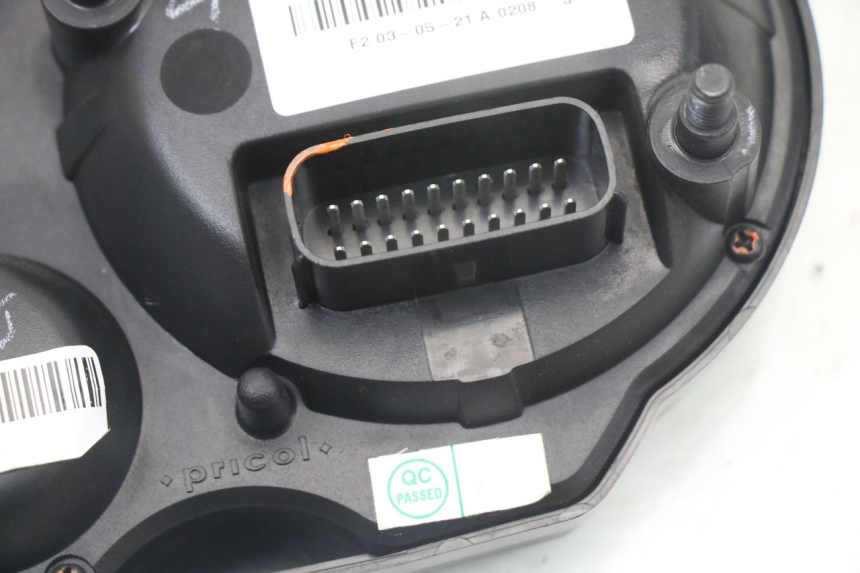 photo de SPEEDOMETER ROYAL ENFIELD HYMALAYAN 410 (2016 - 2023) - Checked used part