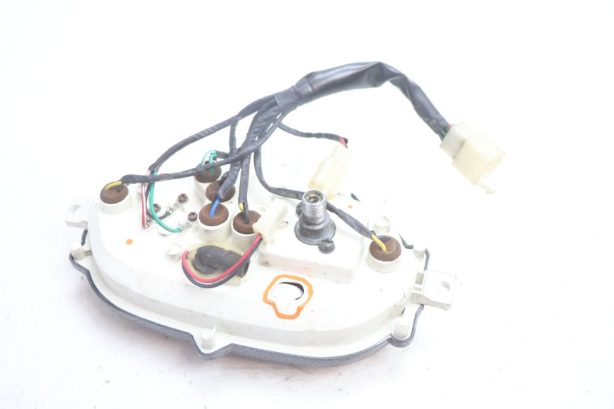photo de SPEEDOMETER KEEWAY RY6 2T 50 (2011 - 2019) - Fixing points details