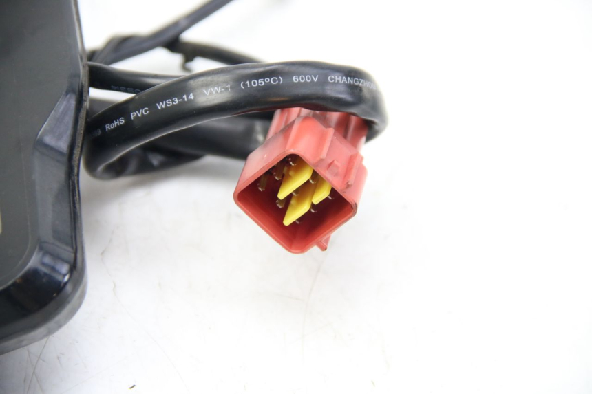 photo de SPEEDOMETER LVNENG S5 1 (2019 - 2023) - Surface and material condition