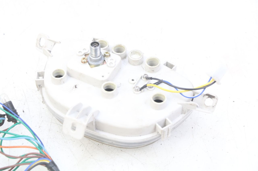 photo de SPEEDOMETER JM MOTORS SANTANA 50 (2014 - 2023) - Alternative perspective