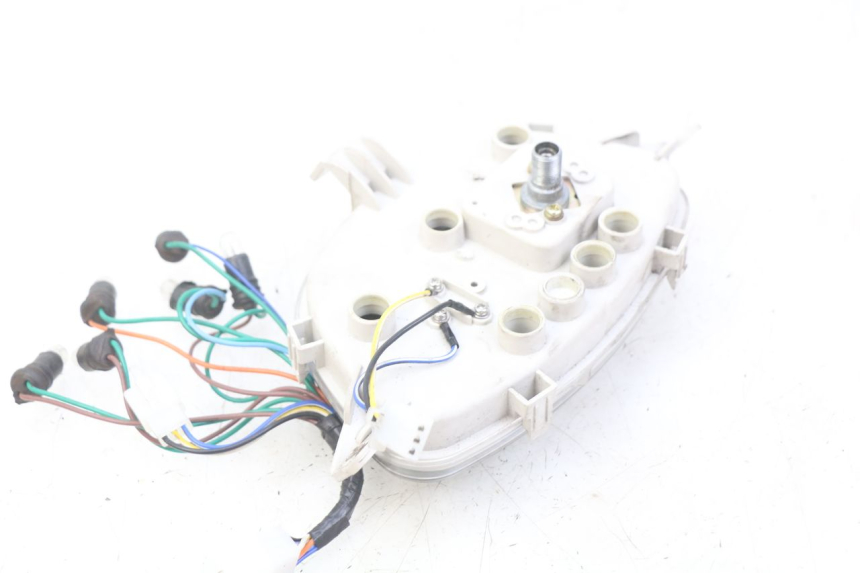 photo de SPEEDOMETER JM MOTORS SANTANA 50 (2014 - 2023) - Technical close-up