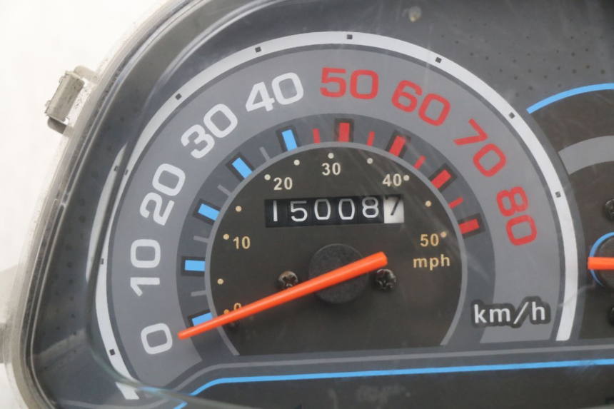 photo de SPEEDOMETER JM MOTORS SANTANA 50 (2014 - 2023) - Component detail