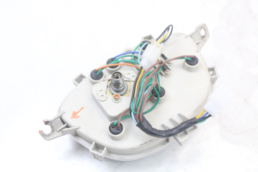 photo de SPEEDOMETER JM MOTORS SANTANA 50 (2014 - 2023) - Fixing points details