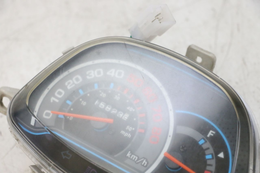 photo de SPEEDOMETER JM MOTORS SANTANA 50 (2014 - 2023) - Additional view of the item