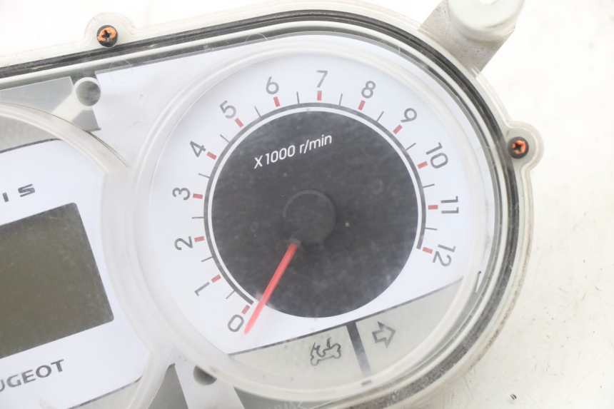 photo de SPEEDOMETER PEUGEOT SATELIS COMPRESSOR K15 125 (2006 - 2009) - Technical close-up