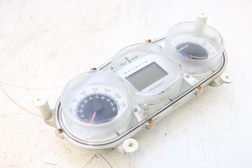 photo de SPEEDOMETER PEUGEOT SATELIS COMPRESSOR K15 125 (2006 - 2009) - Markings and original references