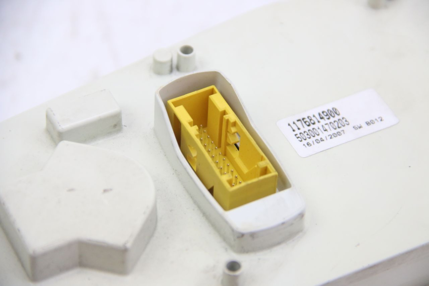 photo de SPEEDOMETER PEUGEOT SATELIS 125 (2006 - 2009) - Additional view of the item