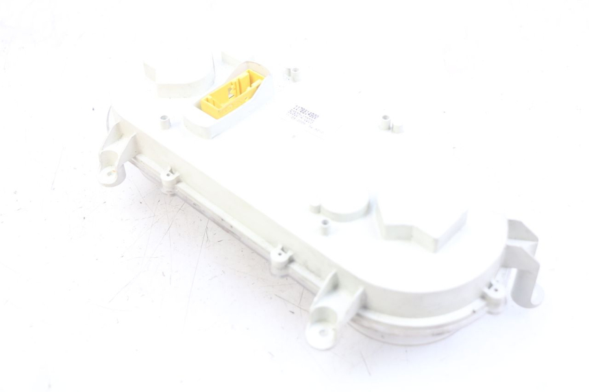 photo de SPEEDOMETER PEUGEOT SATELIS 125 (2010 - 2012) - Product overview