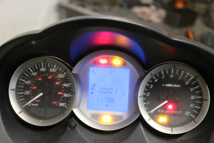 photo de SPEEDOMETER PEUGEOT SATELIS 125 (2013 - 2018) - Supplementary product photo