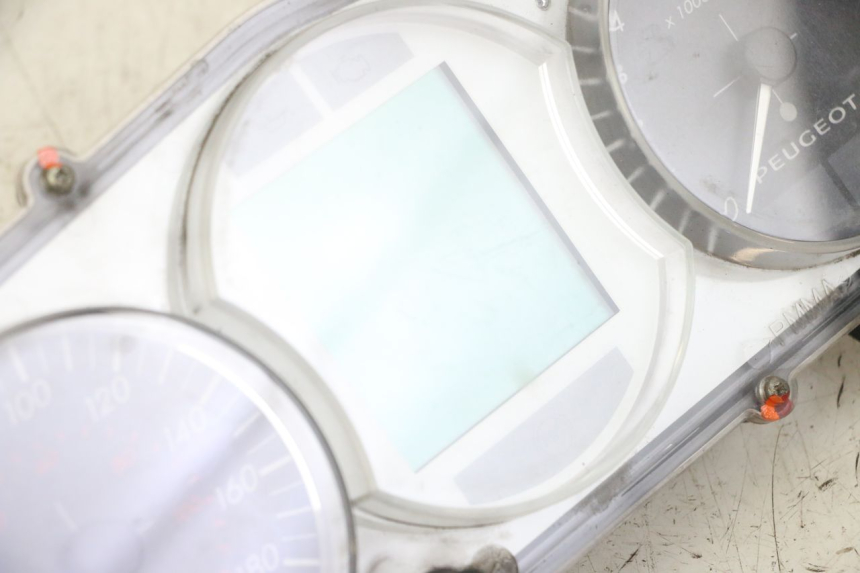 photo de SPEEDOMETER PEUGEOT SATELIS 125 (2013 - 2018) - Additional view of the item