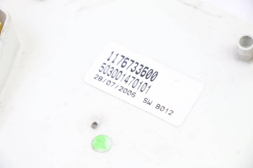 photo de SPEEDOMETER PEUGEOT SATELIS 250 (2006 - 2012) - Distinctive features