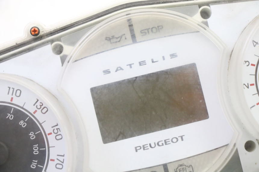 photo de SPEEDOMETER PEUGEOT SATELIS 250 (2006 - 2012) - Zoom on usage condition
