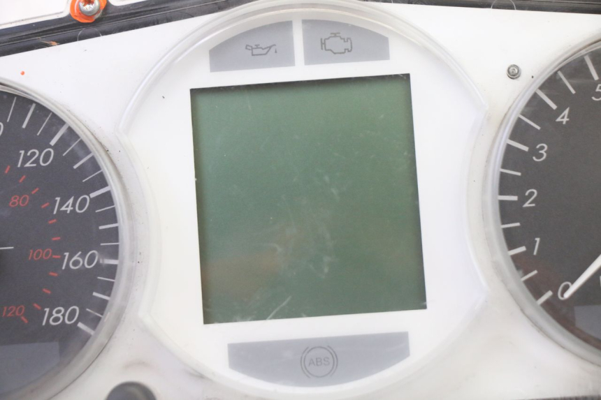 photo de SPEEDOMETER PEUGEOT SATELIS 125 (2010 - 2012) - Technical close-up