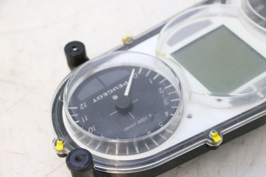 photo de SPEEDOMETER PEUGEOT SATELIS 125 (2013 - 2018) - Checked used part