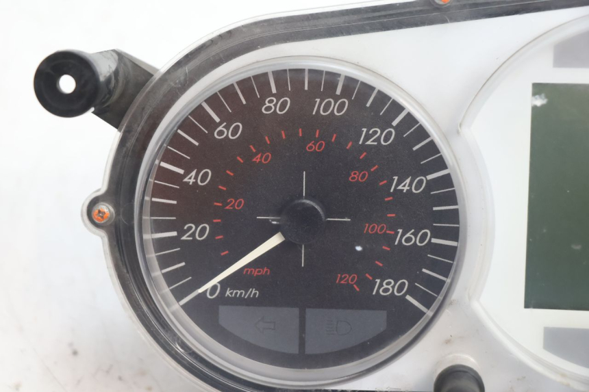 photo de SPEEDOMETER PEUGEOT SATELIS 125 (2013 - 2018) - Component detail