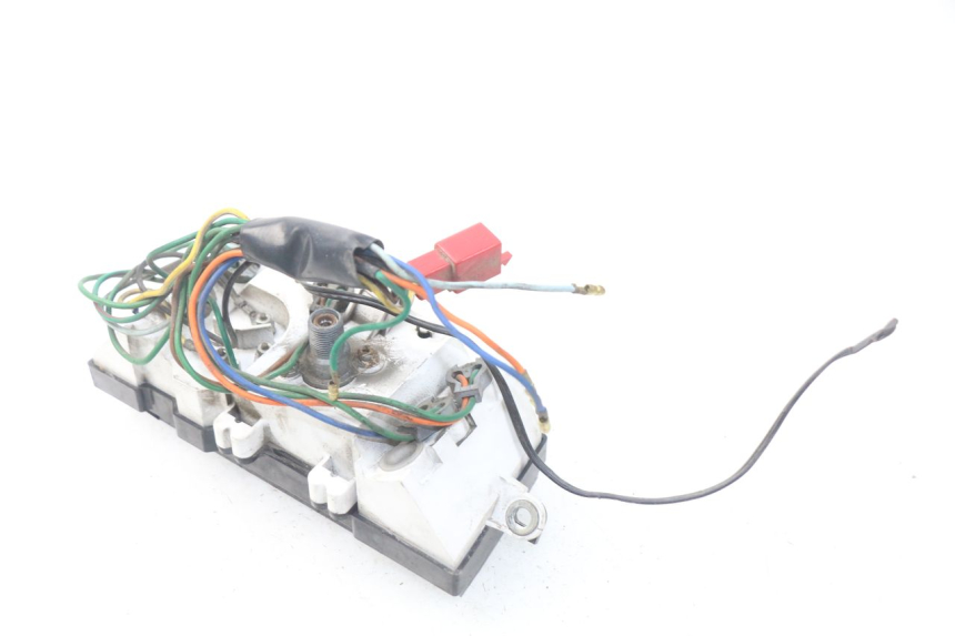 photo de SPEEDOMETER PEUGEOT SC 50 (1988 - 1992) - Technical close-up