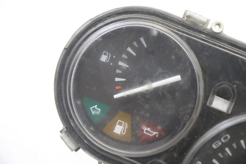 photo de SPEEDOMETER APRILIA SCARABEO GT TOURING 125 (1999 - 2005) - Component detail