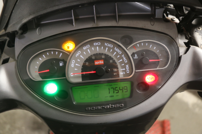 photo de SPEEDOMETER APRILIA SCARABEO LIGHT 125 (2007 - 2011) - Additional view of the item