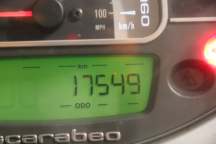 photo de SPEEDOMETER APRILIA SCARABEO LIGHT 125 (2007 - 2011) - Distinctive features