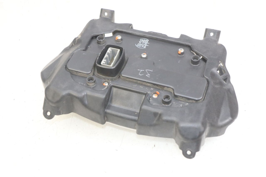 photo de SPEEDOMETER APRILIA SCARABEO LIGHT 125 (2007 - 2011) - Technical close-up