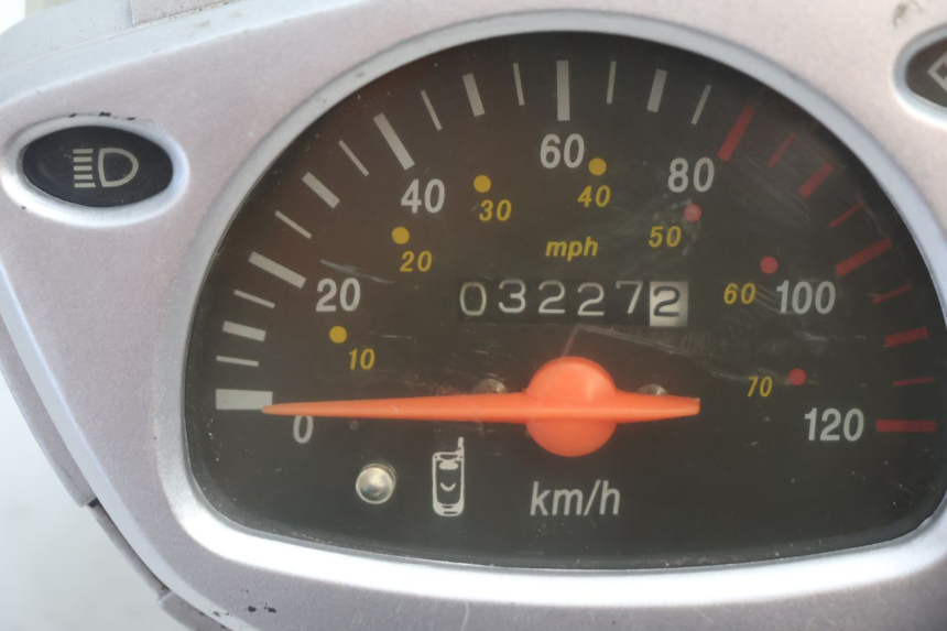 photo de SPEEDOMETER FYM SCOOTERONE 125 (2006 - 2008) - Component detail