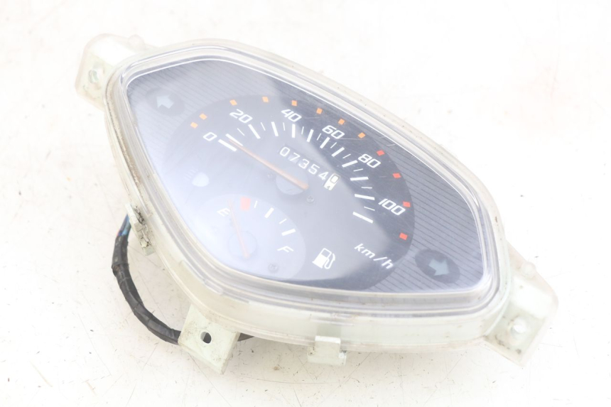 photo de SPEEDOMETER HONDA SCV LEAD 100 (2003 - 2007) - Checked used part