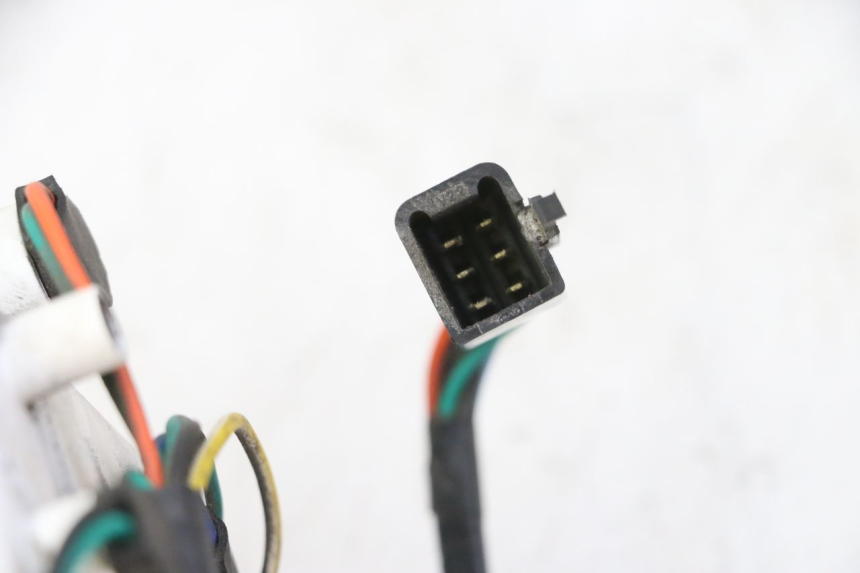 photo de SPEEDOMETER HONDA SCV LEAD 100 (2003 - 2007) - Alternative perspective