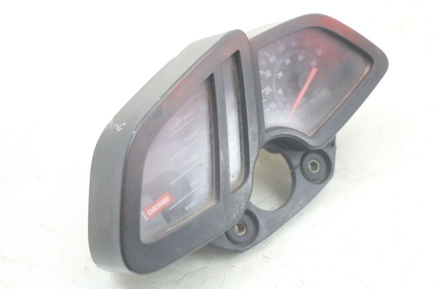 photo de SPEEDOMETER DERBI SENDA SM X-TREME 50 (2006 - 2010) - Alternative perspective