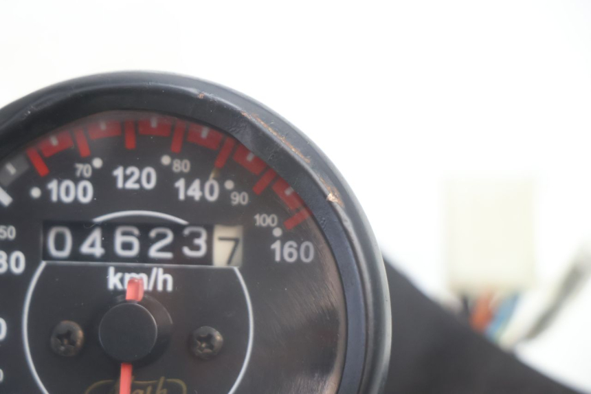 photo de SPEEDOMETER MASH SEVENTY FIVE 125 (2013 - 2021) - Alternative perspective