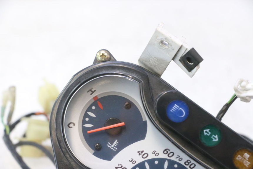 photo de SPEEDOMETER HONDA SH 125 (2001 - 2003) - Zoom on usage condition