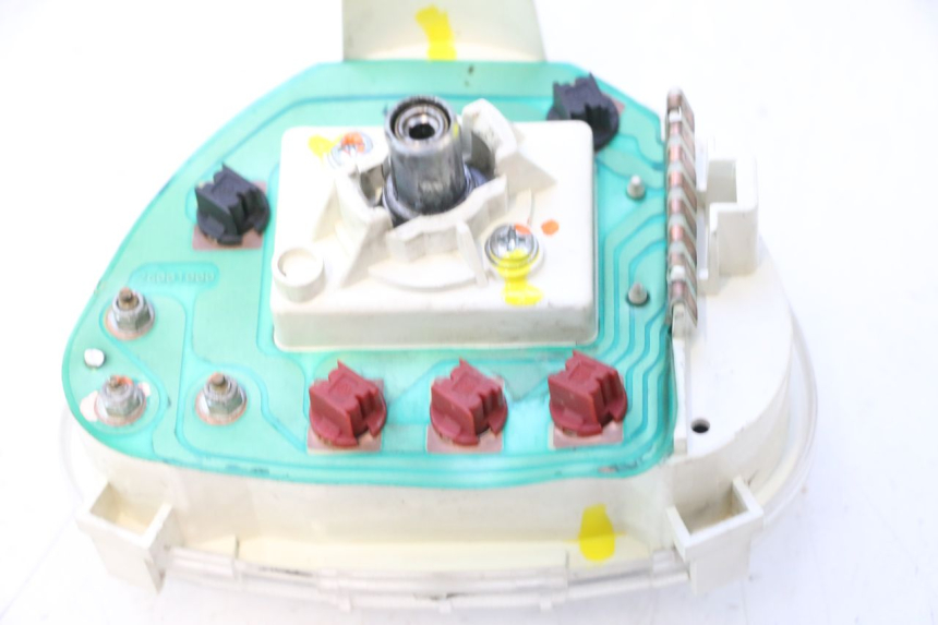 photo de SPEEDOMETER YAMAHA SLIDER 50 (1999 - 2004) - Zoom on usage condition