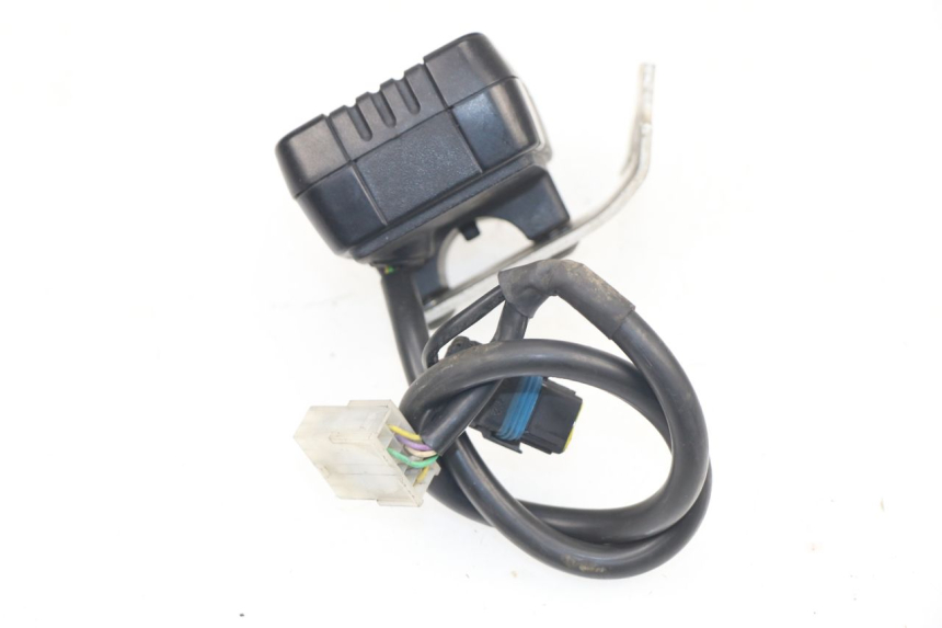 photo de SPEEDOMETER PEUGEOT SPEEDFIGHT 2 AC 50 (2000 - 2009) - Alternative perspective