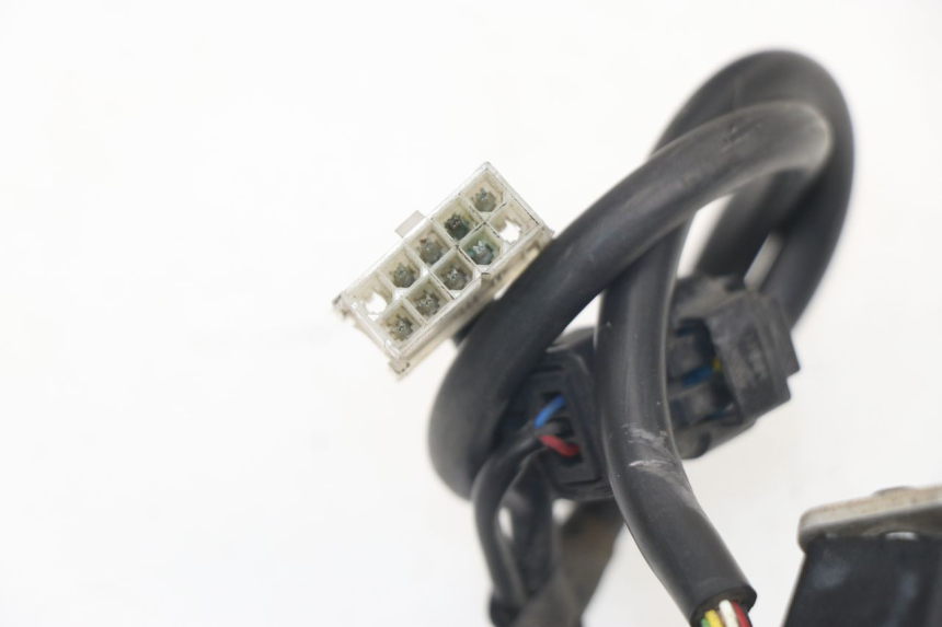 photo de SPEEDOMETER PEUGEOT SPEEDFIGHT 2 AC 50 (2000 - 2009) - Fixing points details