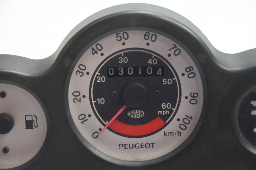 photo de SPEEDOMETER PEUGEOT SPEEDFIGHT 2 AC 50 (2000 - 2009) - Zoom on usage condition
