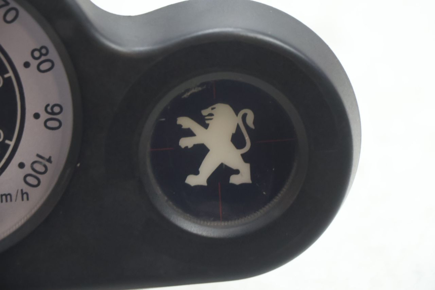 photo de SPEEDOMETER PEUGEOT SPEEDFIGHT 2 AC 50 (2000 - 2009) - Alternative perspective