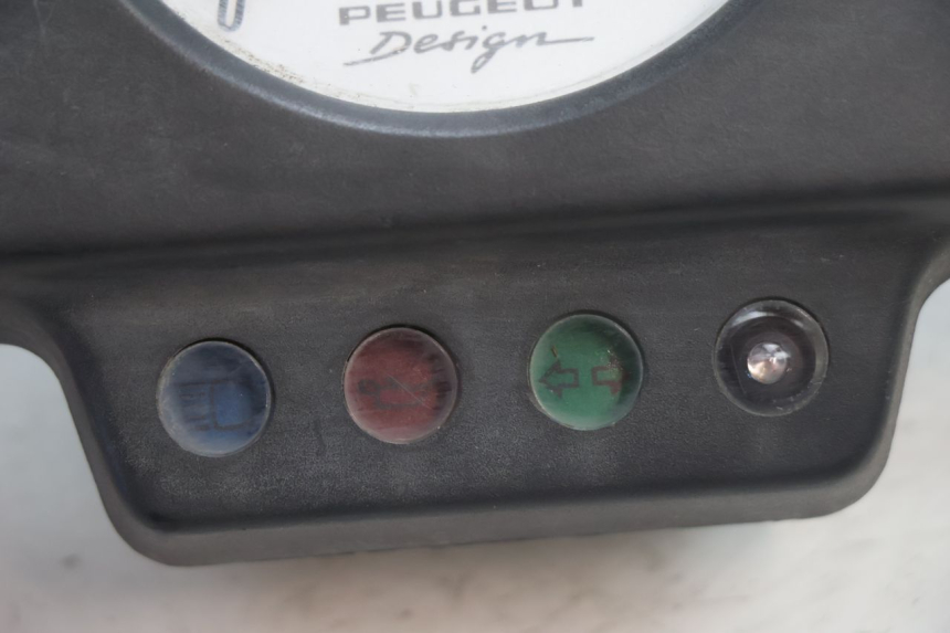 photo de SPEEDOMETER PEUGEOT SPEEDFIGHT LC 50 (1996 - 2002) - Alternative perspective