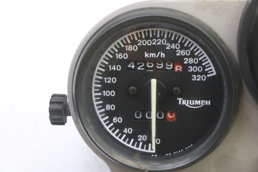 photo de SPEEDOMETER TRIUMPH SPRINT 900 (1995 - 1998) - Component detail