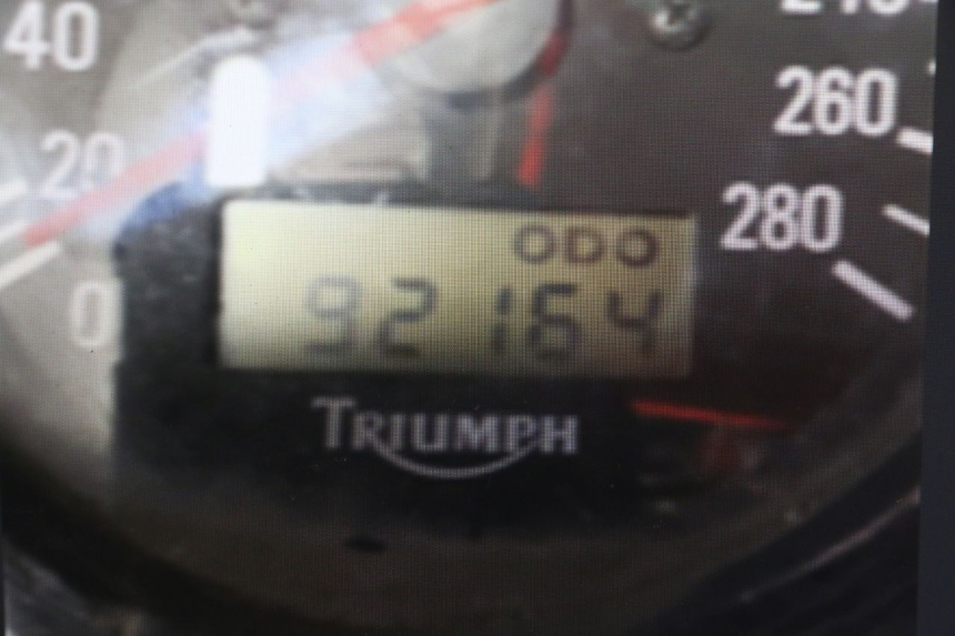 photo de SPEEDOMETER TRIUMPH SPRINT ST 955 (1999 - 2001) - Component detail