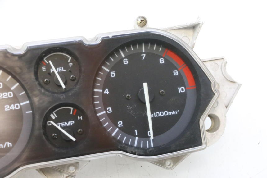 photo de SPEEDOMETER HONDA ST PAN EUROPEAN 1100 (1990 - 2002) - Distinctive features