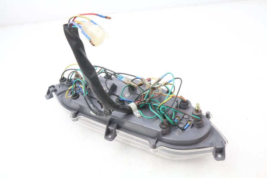 photo de SPEEDOMETER RAZZO STEED 125 (2012 - 2018) - Fixing points details