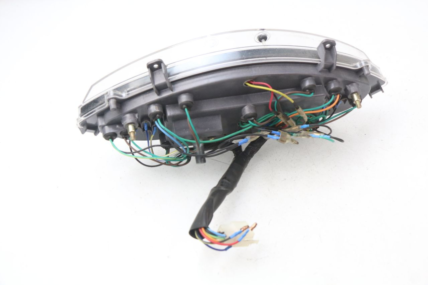 photo de SPEEDOMETER RAZZO STEED 125 (2012 - 2018) - Surface and material condition