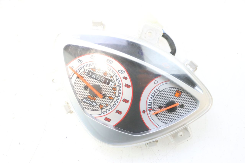 photo de SPEEDOMETER VASTRO STREET S 50 (2016 - 2021) - Main view